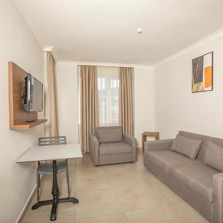 אלאניה Perle Apart Hotel מראה חיצוני תמונה