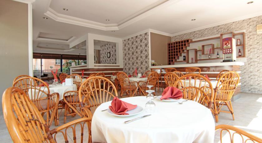 אלאניה Perle Apart Hotel מראה חיצוני תמונה