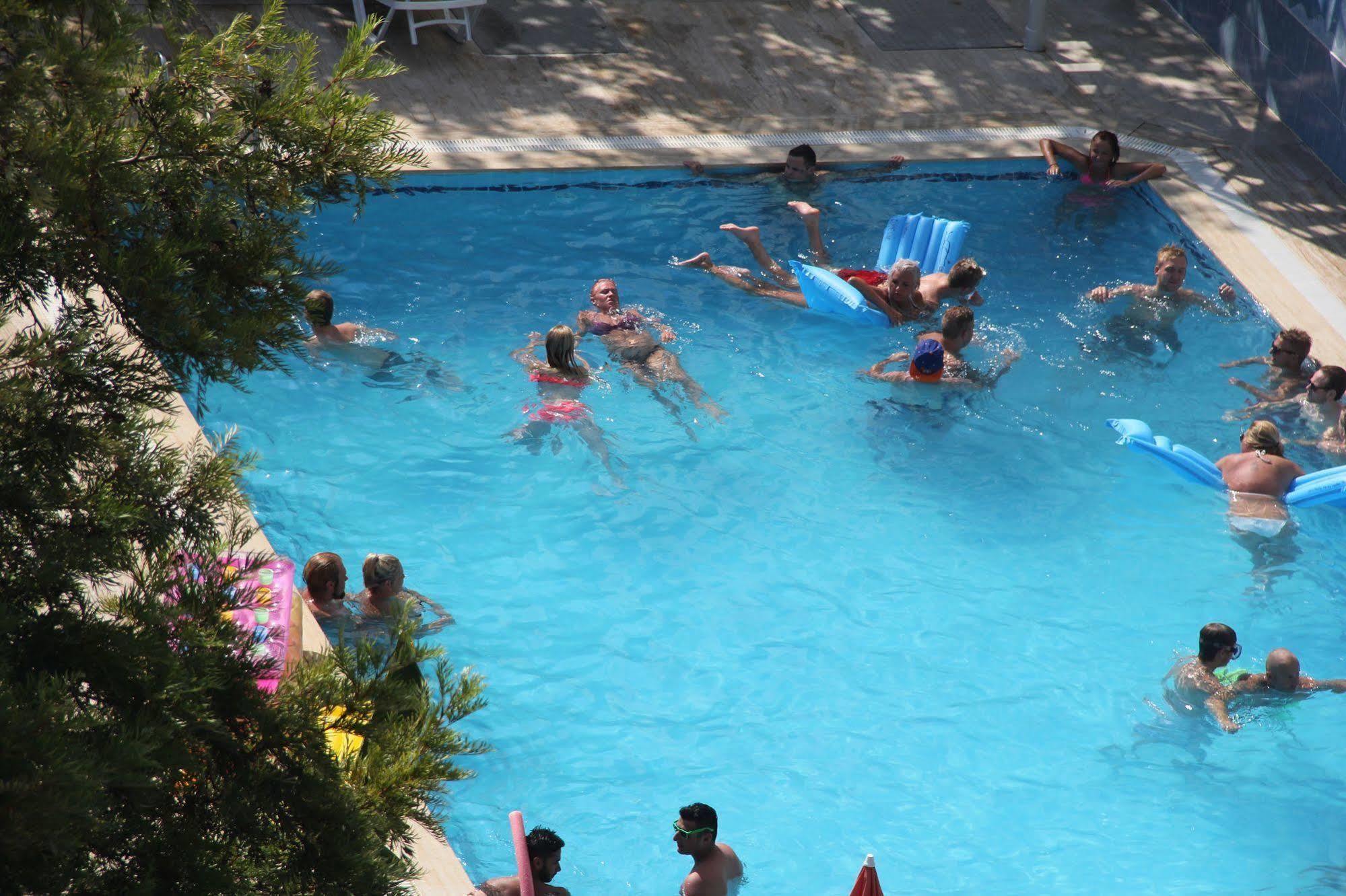 אלאניה Perle Apart Hotel מראה חיצוני תמונה